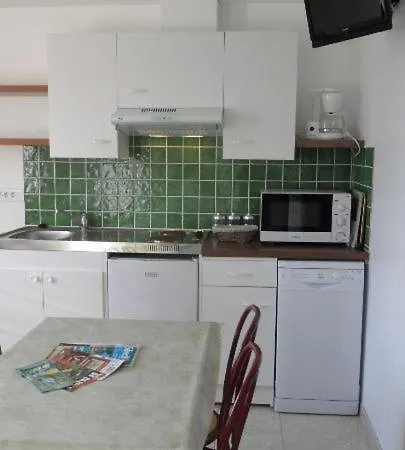 Domaine Des Compouzines مونتيناك