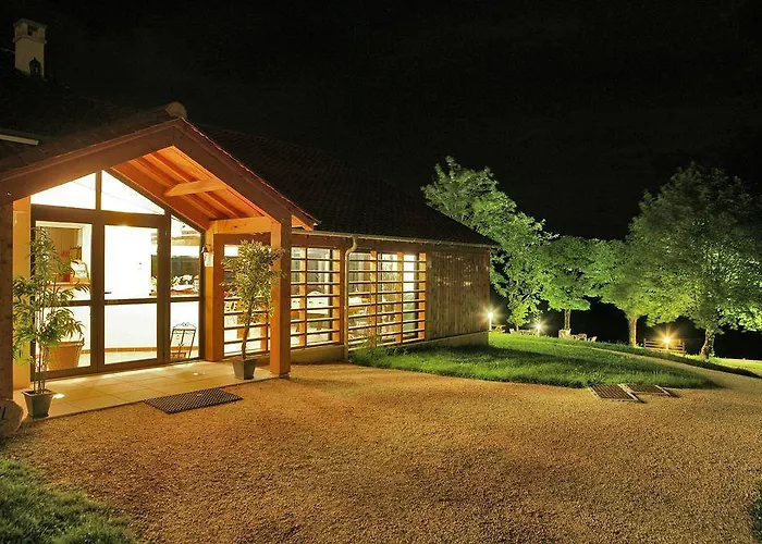 Domaine Des Compouzines 3* Montignac-Lascaux