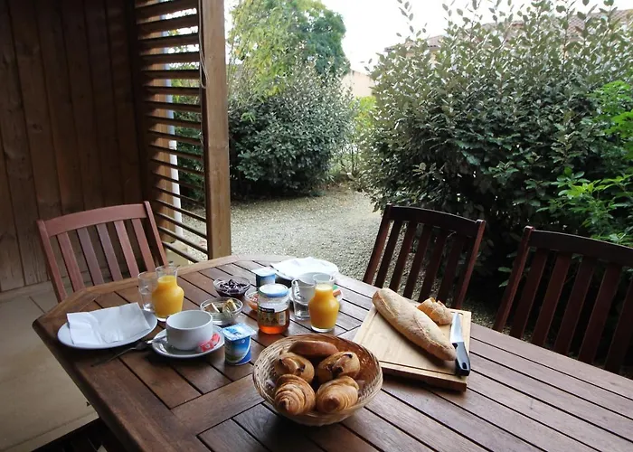 Domaine Des Compouzines 3*